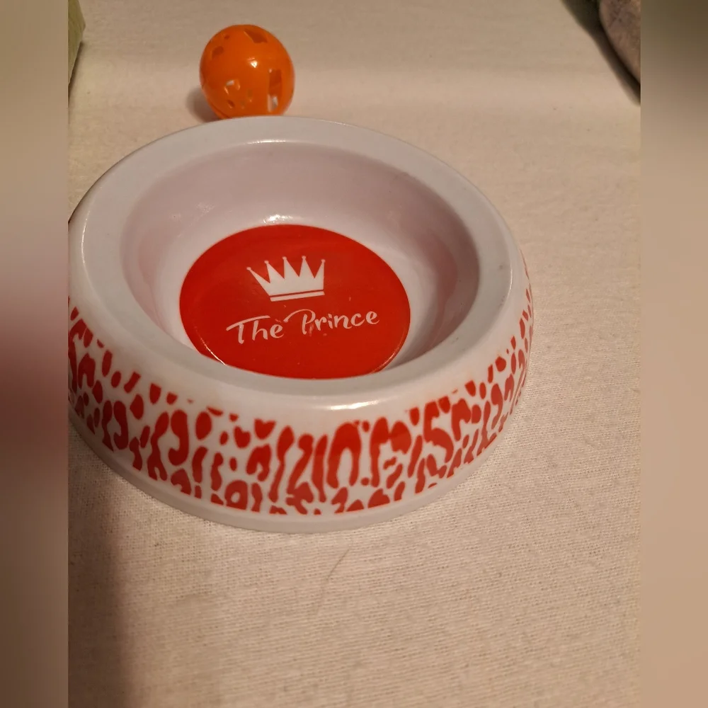 Cat Bundle Ball Litter Bowl